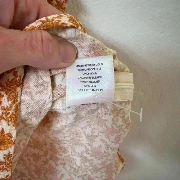 a loves a peplum top boho floral peplum top - Picture 7 of 10